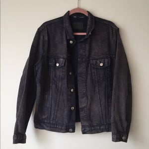 Dark Purplish Black Levi’s Denim Jacket